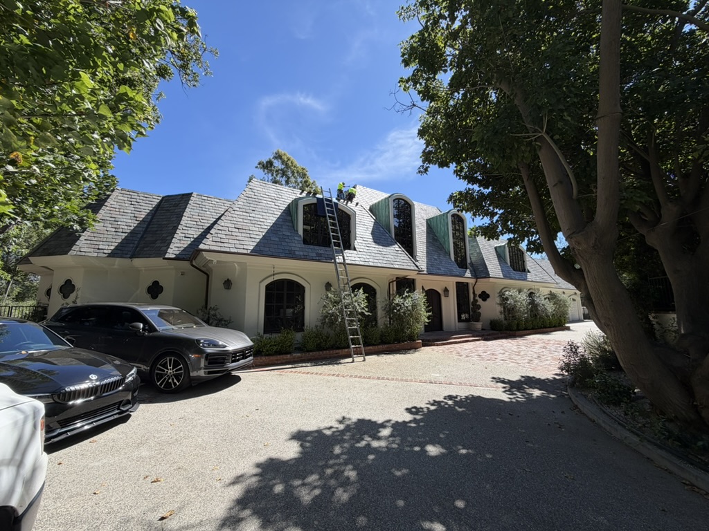 Ikon Roofing Ultimate Roof Replacement Guide for Los Angeles homeowners